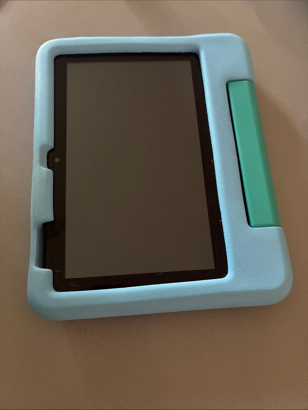 Amazon Kids Tablet and Case in Light Blue with Teal Handle